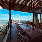 Apartamento Aconchegante Com Vista Para O Mar. Bz 502